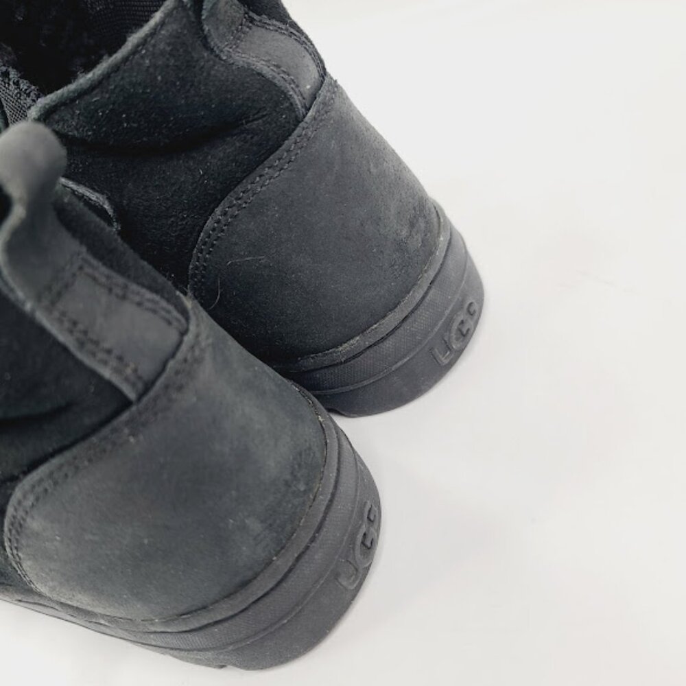 UGG Women's Black Sheepskin Buckle Outdoor Winter Anke Snow Boots Size 9 - Picture 4 of 7